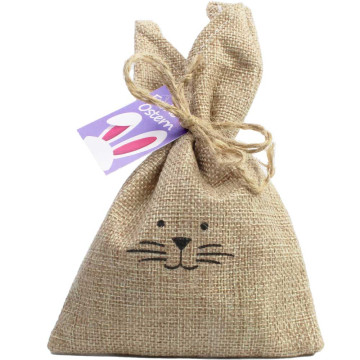 Kleiner Hasenbeutel mit alkoholfreien Schokoladen Ostereiern Kleiner Hasenbeutel mit alkoholfreien Schokoladen Ostereiern