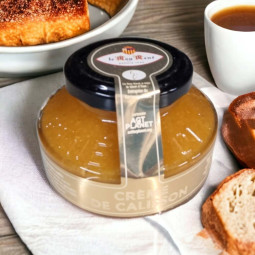 Crème de Calisson mit Mandeln und kandierten Früchten