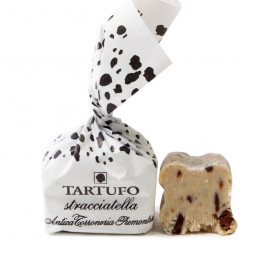 Tartufi, weisse Schokolade, Haselnuss Tartufi, weisse Schokolade, Haselnuss