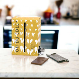 Chocolate advent calendar OH DU EDLE on angel wings