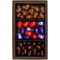 Pralinen- und Karamell Ostereier in süßer Geschenkpackung "Collection Paques" Pralinen- und Karamell Ostereier in süßer Geschenkpackung "Collection Paques"