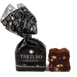 Tartufi, dunkle Schokolade, Haselnuss Tartufi, dunkle Schokolade, Haselnuss