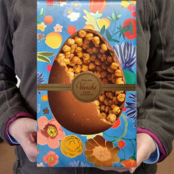 Riesen-Osterei 540g Vollmilch Nuss mit ganzen Haselnüssen Riesen-Osterei 540g Vollmilch Nuss mit ganzen Haselnüssen