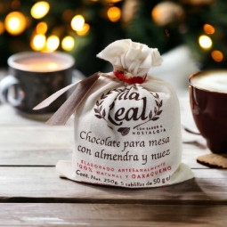Chocolade drinken 30% Almendra y Nuez - amandel en noot in een stoffen zak van 250 g